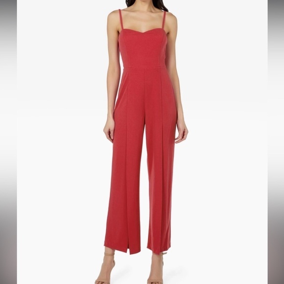 Bebe Jumpsuit Women XS Red Front Slit wide leg pant sleeveless Crepe          B5 - Picture 2 of 10